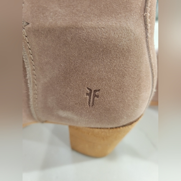 Frye Meghan Booties Size 8.5 dusty rose - Picture 7 of 9